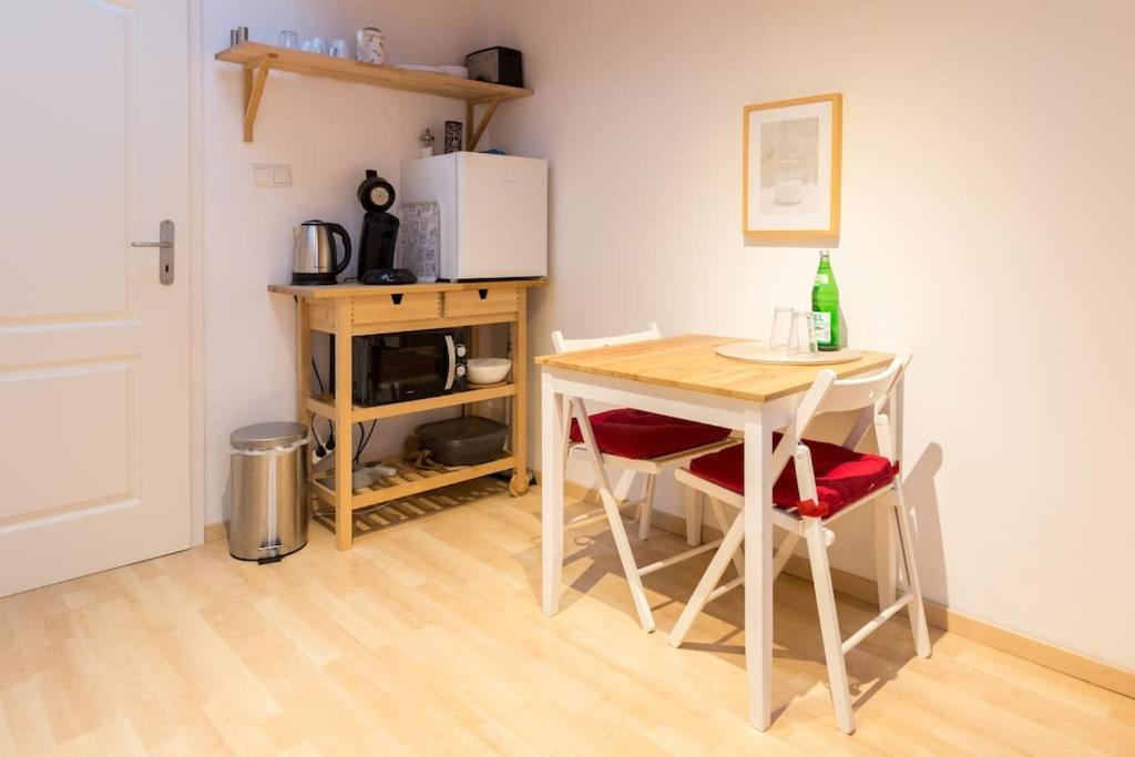 Apartment Wilhelmstr Fuer Bis Zu 3 Personen Брюль Екстер'єр фото